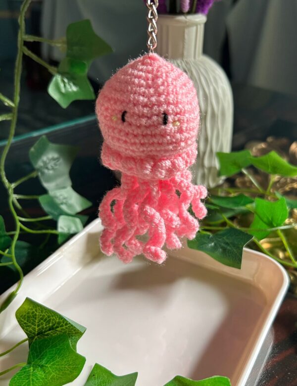 🧶🐙 Crochet Jellyfish Keychain - Handmade Cutie! 🐙🧶