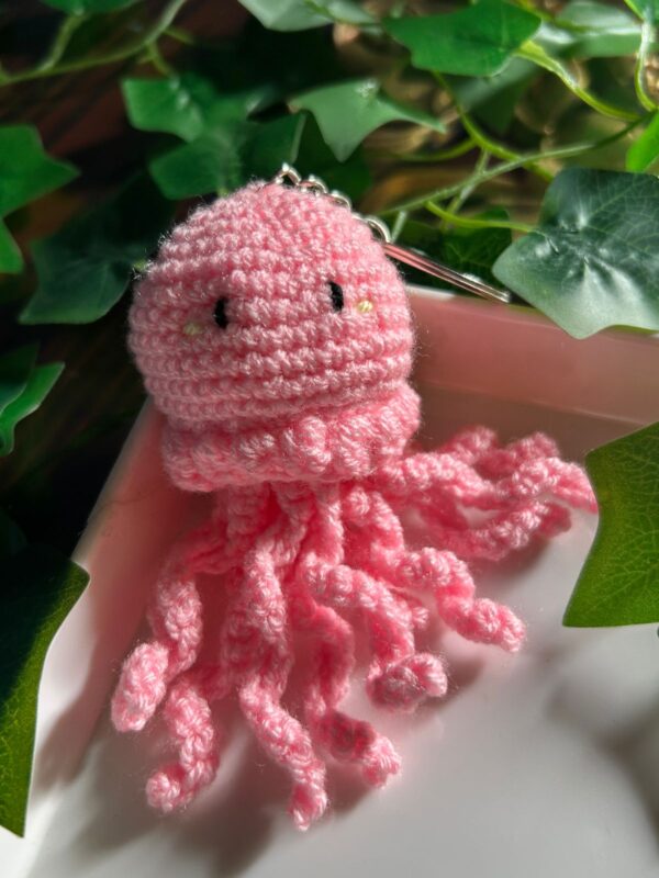 🧶🐙 Crochet Jellyfish Keychain - Handmade Cutie! 🐙🧶