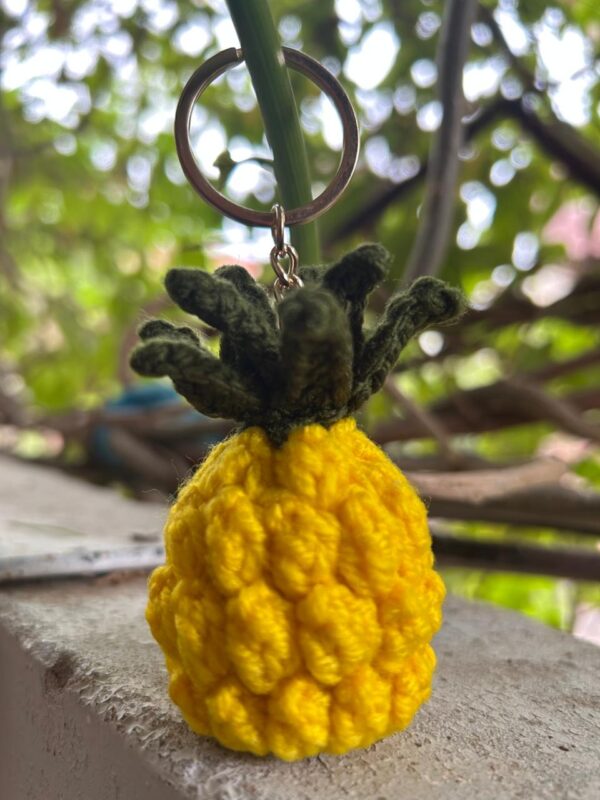 🍍Tropical Pineapple Charm – Handmade Crochet Keychain