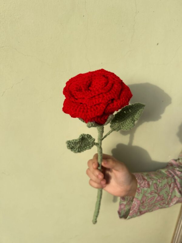 🌹 Handmade Crochet Rose – Wine Glass Flower 🍷