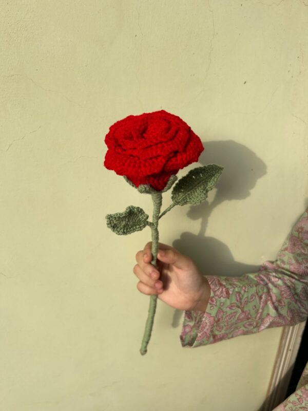 🌹 Handmade Crochet Rose – Wine Glass Flower 🍷