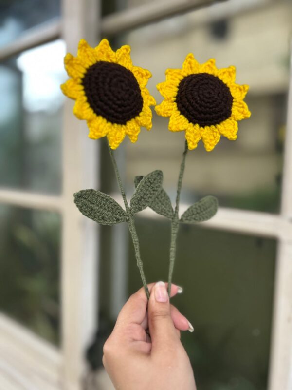 💐💕Floral Whimsy – Handmade Yarn Garden