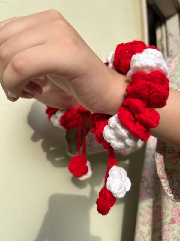 ❤️Love Loops – Handmade Crochet Wristbands ❤️🤍