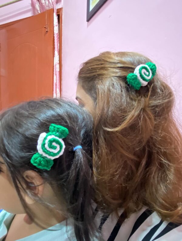 💚🤍Handmade Crochet Hairpins – 🇵🇰 Patriotic Candy Swirls (14th August Special Edition)