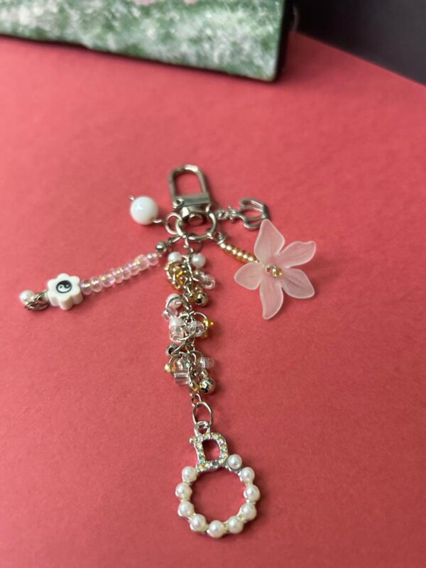 🌸"Harmony Blossom" Handmade Floral Keychain
