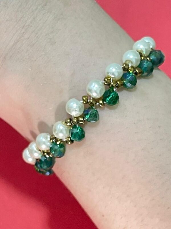🇵🇰 Beaded Beauty: 14th August Special Handmade Bracelet