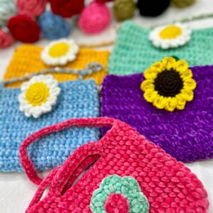 🧶👜Velvet Yarn Daisy & Sunflower Purses
