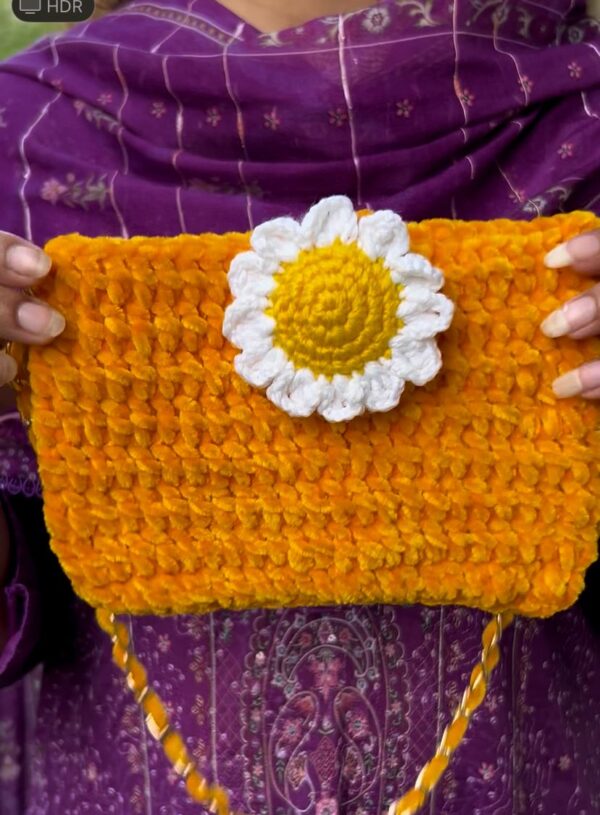 🧶👜Velvet Yarn Daisy & Sunflower Purses