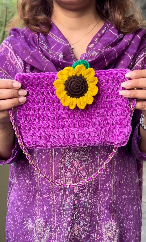 🧶👜Velvet Yarn Daisy & Sunflower Purses