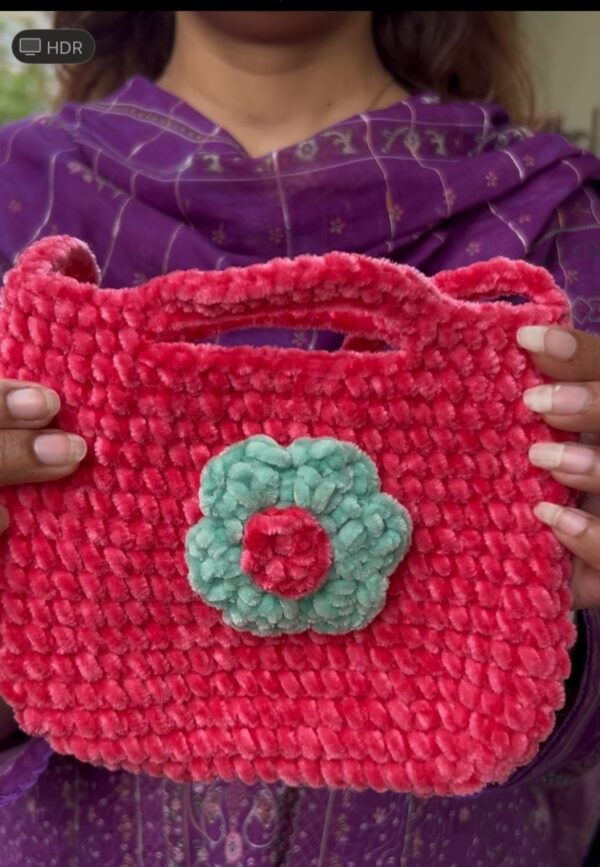 🧶👜Velvet Yarn Daisy & Sunflower Purses