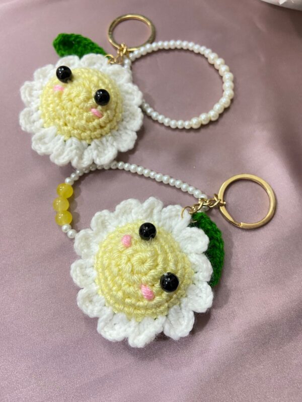 🌻 Handmade Crochet Smiley Flower Keychain Set 🌻
